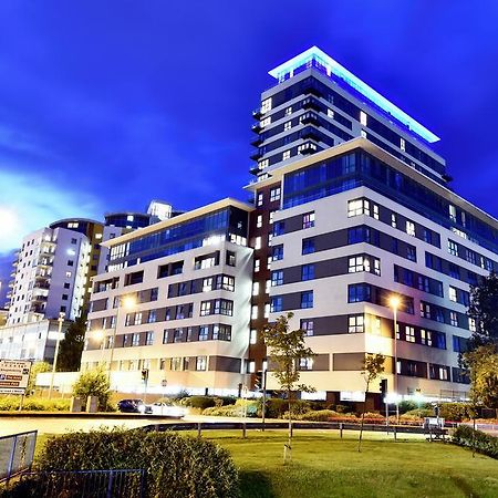 Linx Apartments Skyline Plaza Basingstoke Eksteriør billede